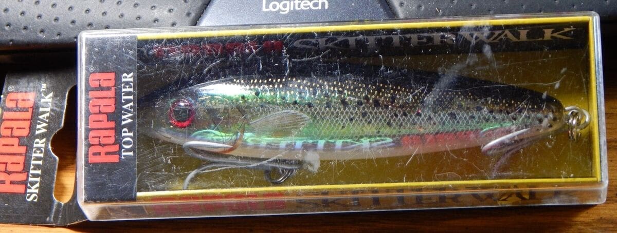 Saltwater Skitter Walk 11 Holographic Silver - Image 3