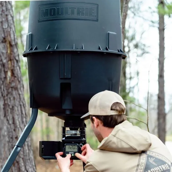 Moultrie MFG-15104 250LB DEER FEEDER PRO III - Image 4